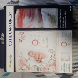 Itzy ritzy Milestone blanket